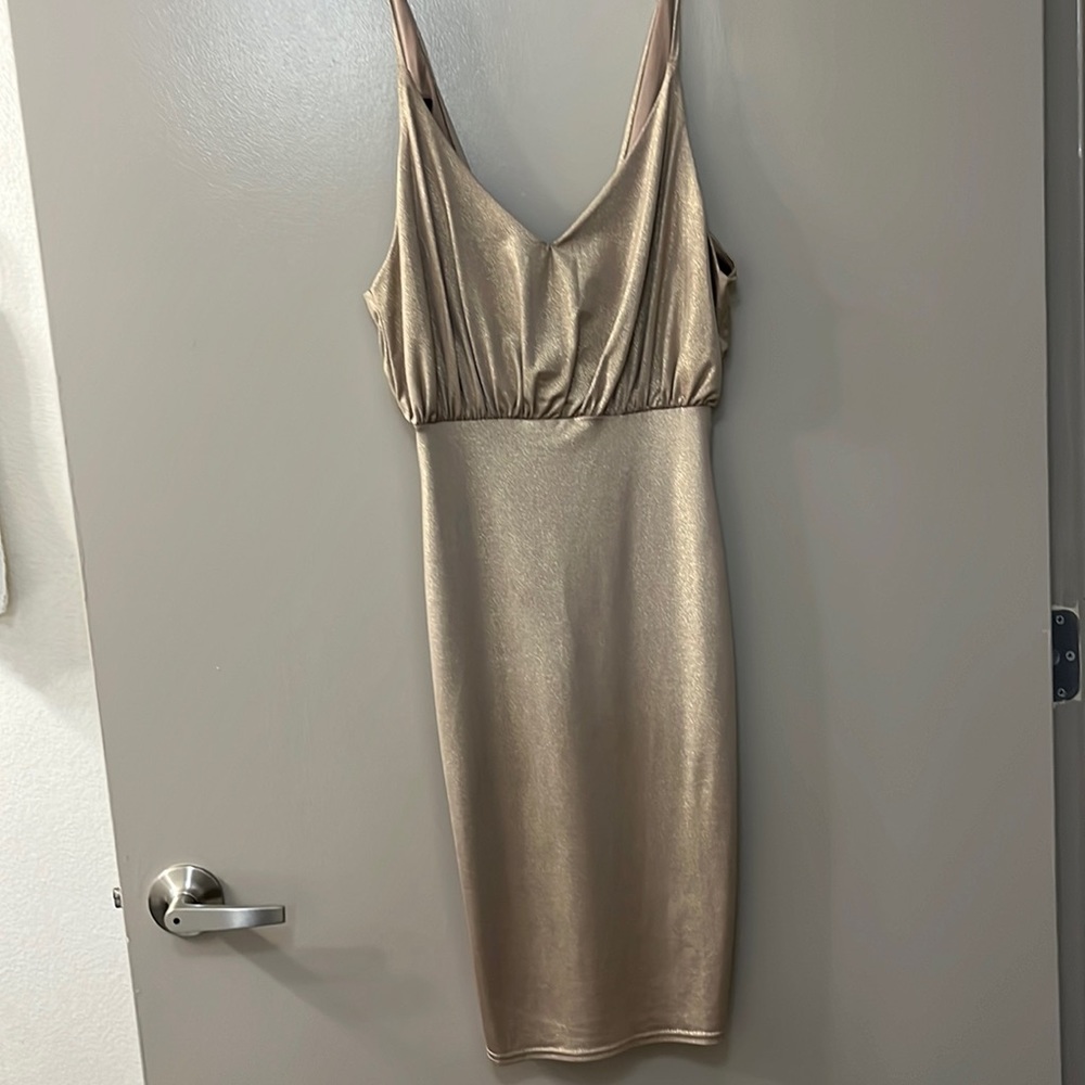Misguided - gold body fit dress
